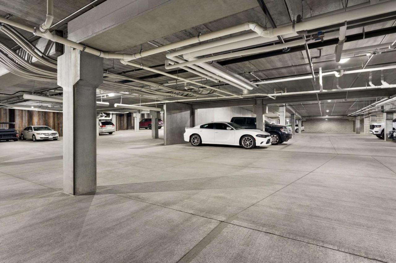 Home2 Suites By Hilton Minneapolis University Area Экстерьер фото